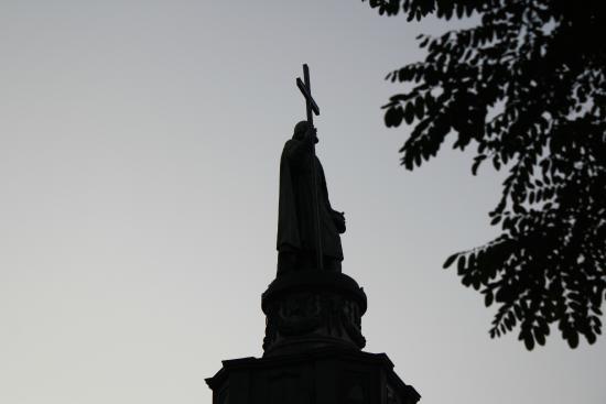 Kiev Büyük Prensi I. Vladimir Heykeli